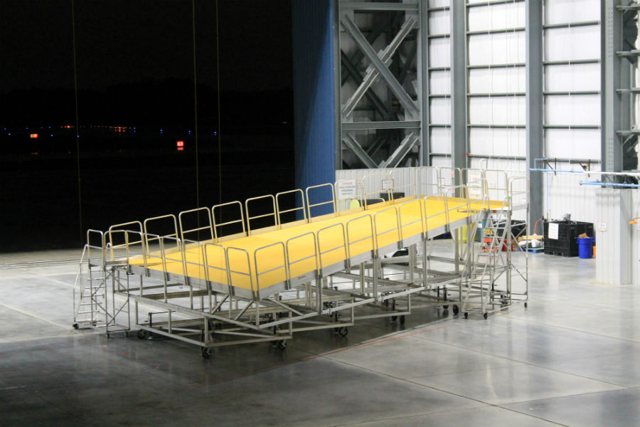 Aircraft Wing maintenance Platform