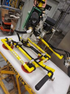 Vacuum lifter