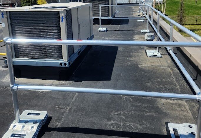 Gargoyle Rooftop Guardrail 18 foot kit (9)