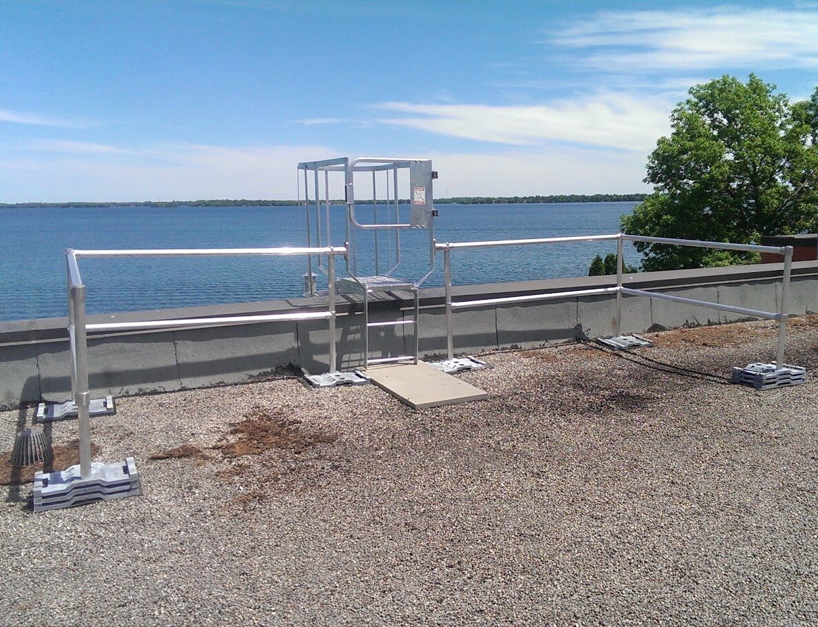Ladder Guardrail 06