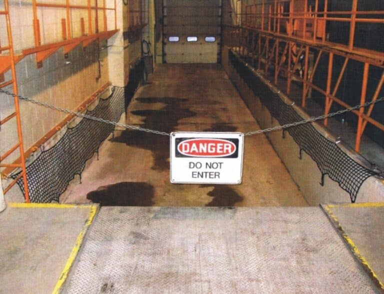 img-LFP-Wall-Mounted-Truck-Netting-Systems-Pit-Netting-01v2