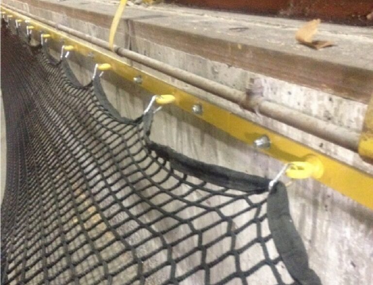 img-LFP-Wall-Mounted-Truck-Netting-Systems-Pit-Netting-02v2