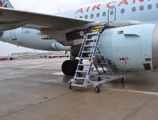 img-Engine-Access-Stand-built-for-B777-Aircraft-at-Air-Canada-2-1